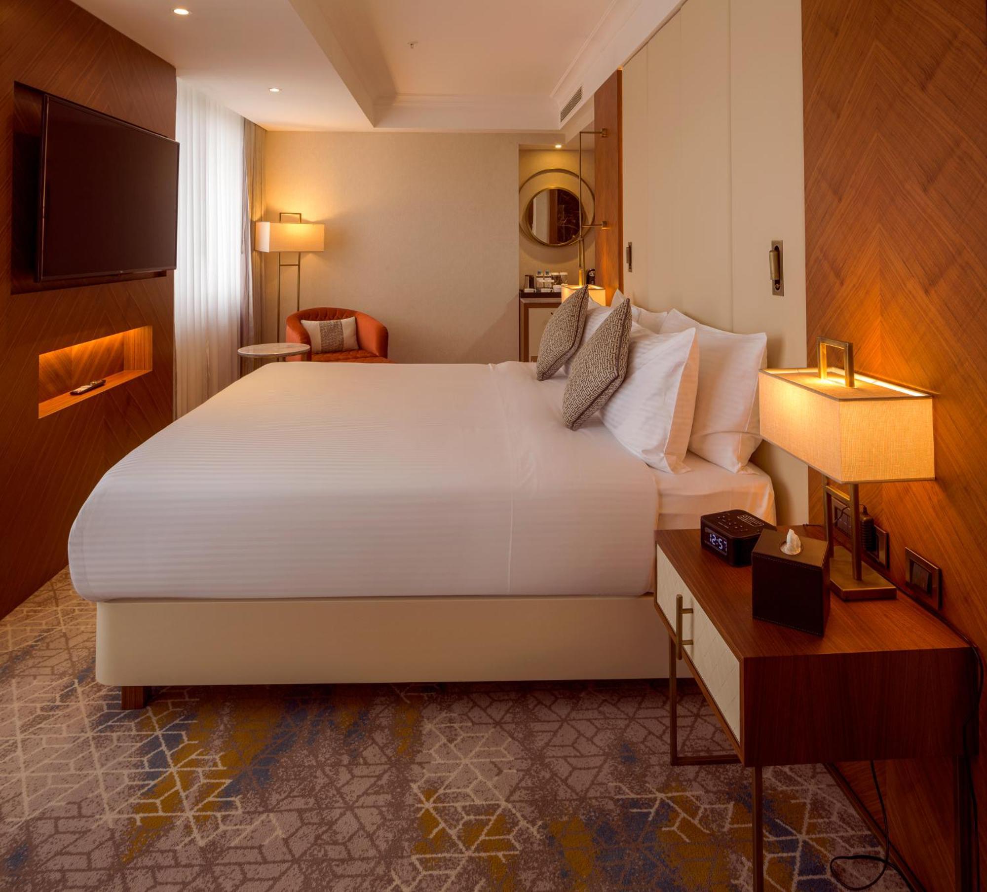 Sheraton Бішкек Екстер'єр фото